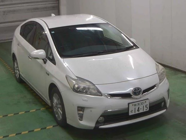 Toyota Prius Phv Лот № 2014
