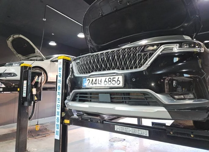 Kia Carnival 9-Seater Hi-Limousine Signature 2021