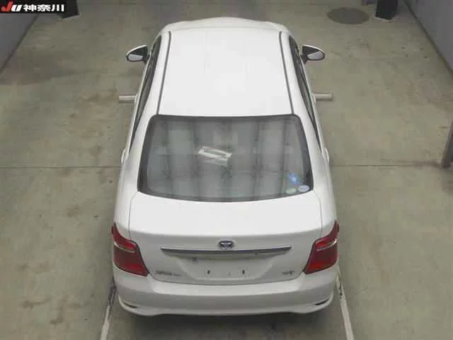 Toyota Corolla Axio Лот № 2015