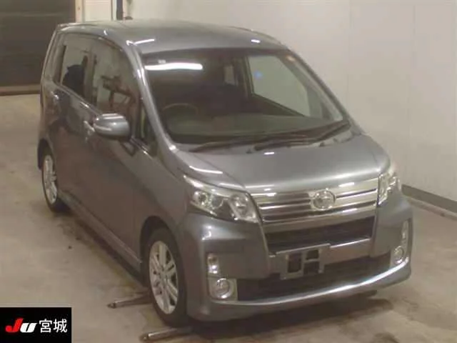Daihatsu Move V