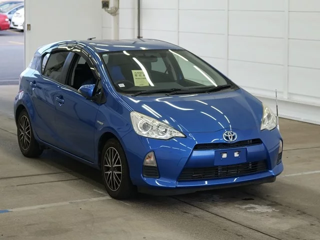 Toyota Aqua Лот № 2014