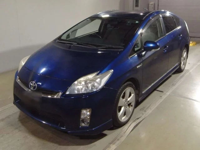 Toyota Prius Лот № 2011