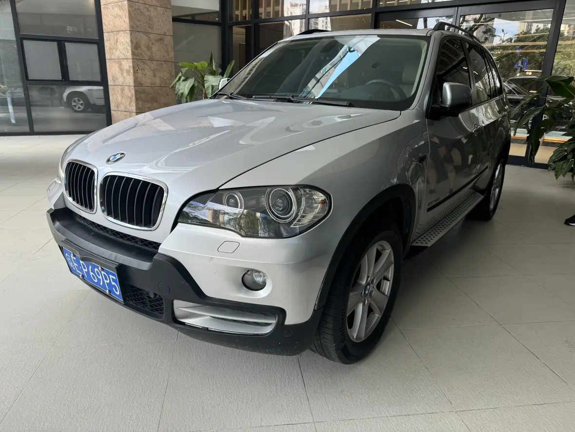BMW X5 II (E70)
