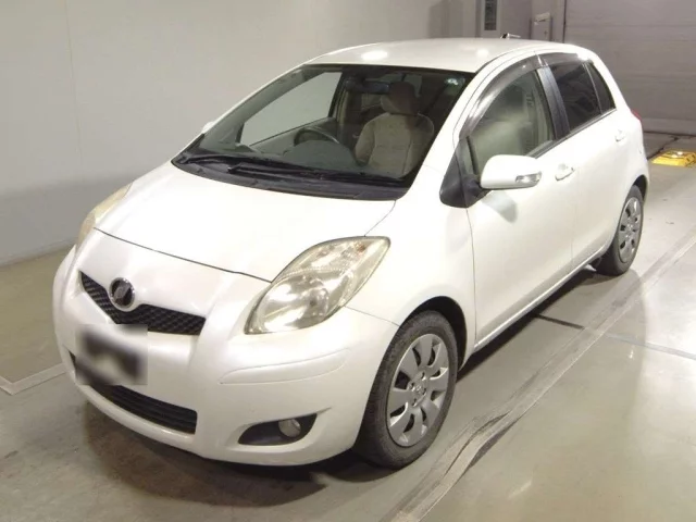 Toyota Vitz Лот № 2009