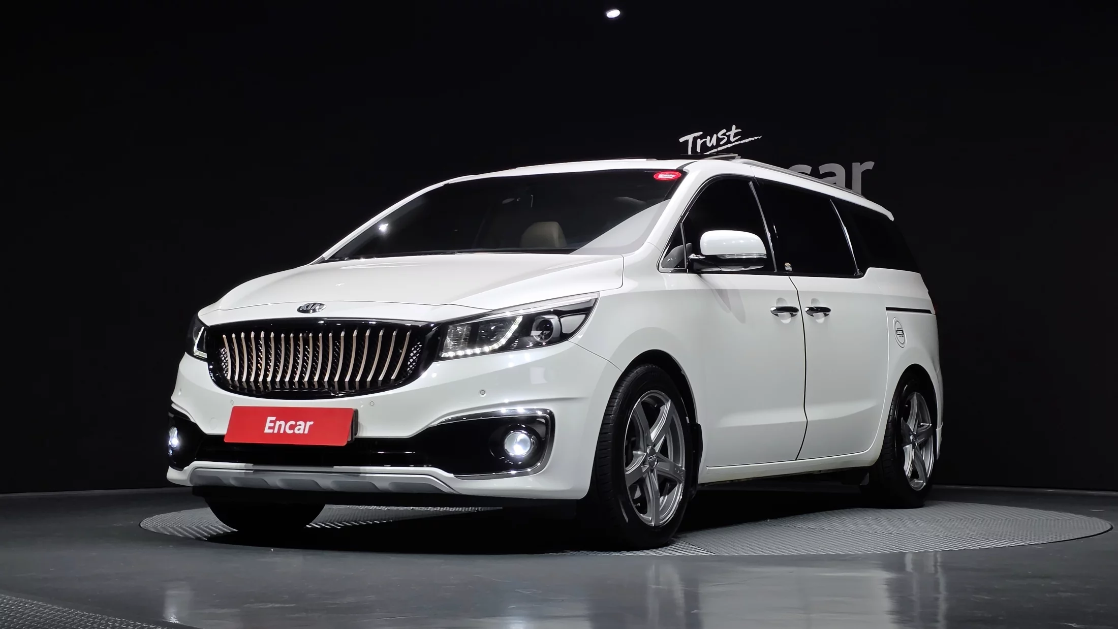 Kia Carnival 2016