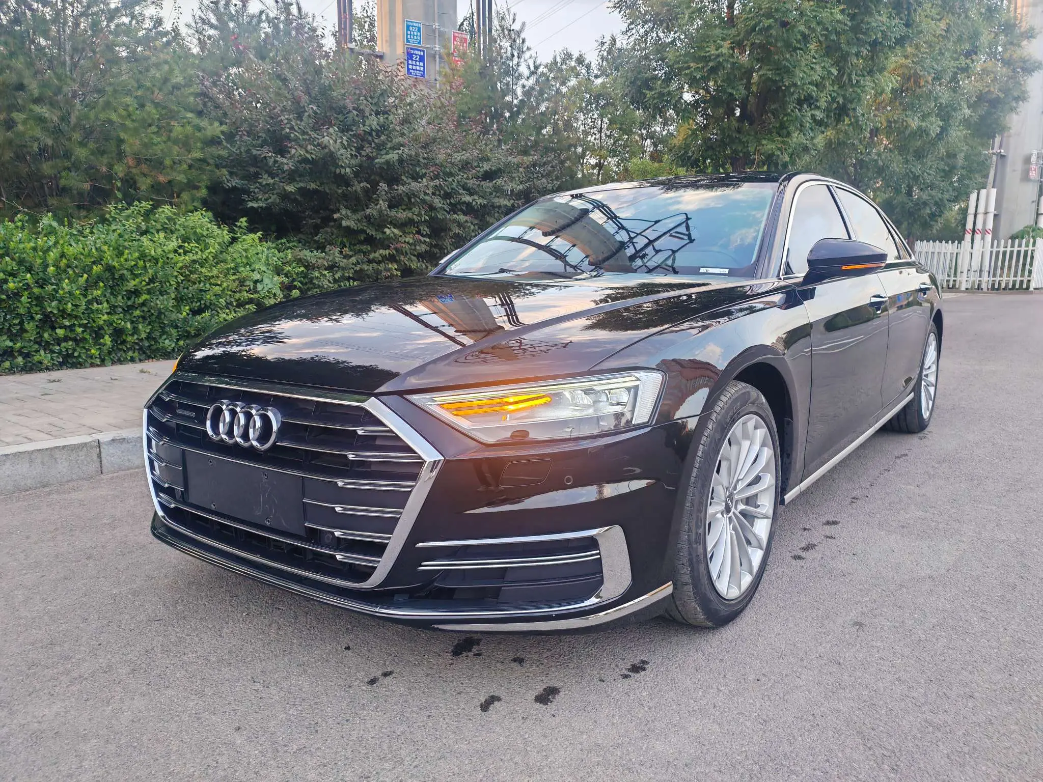 Audi A8 IV (D5)