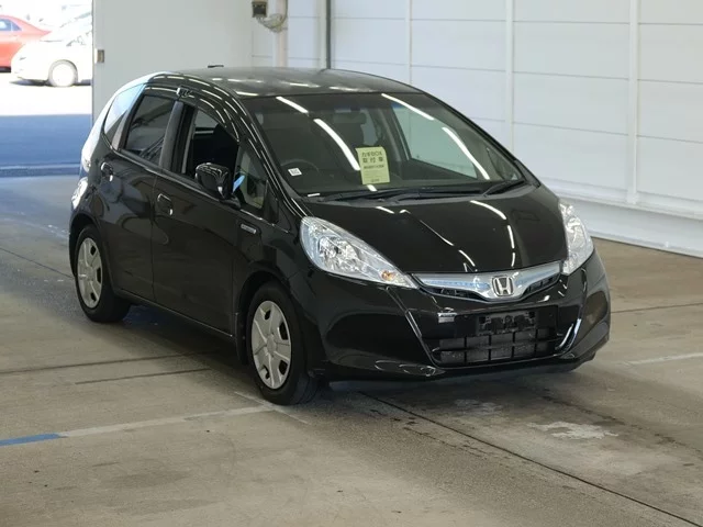 Honda Fit Лот № 2012