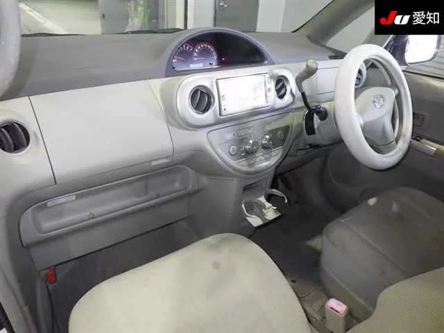 Toyota Porte Лот № 2009