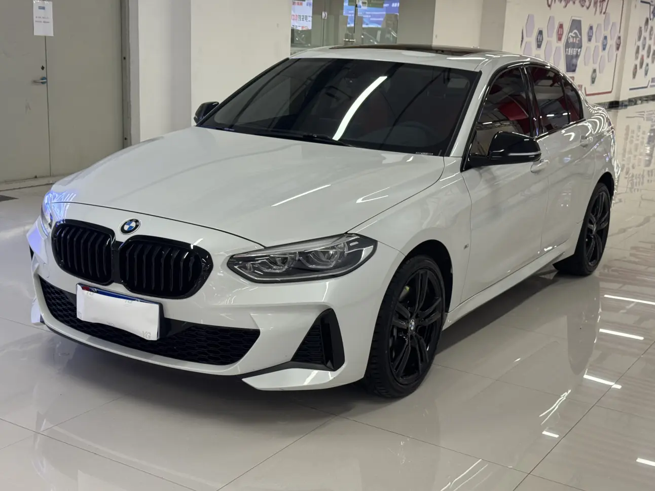 BMW 1 серии III (F40)