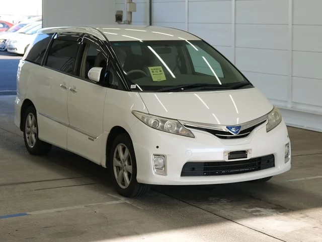 Toyota Estima Hybrid Лот № 2010