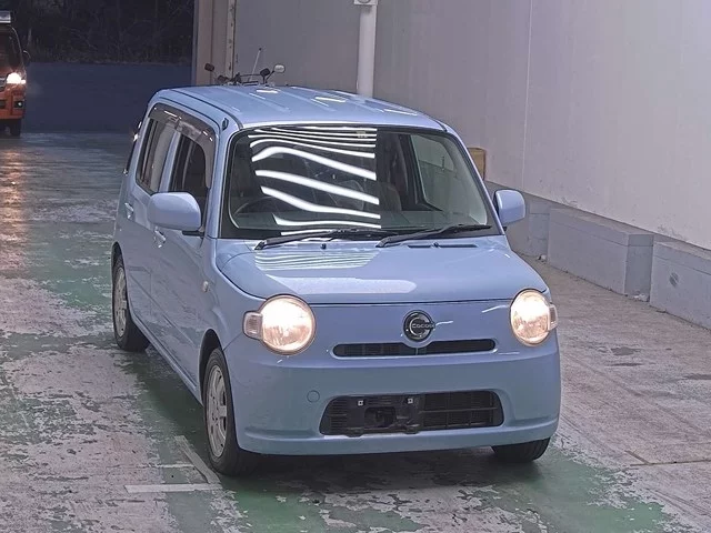 Daihatsu Mira VII