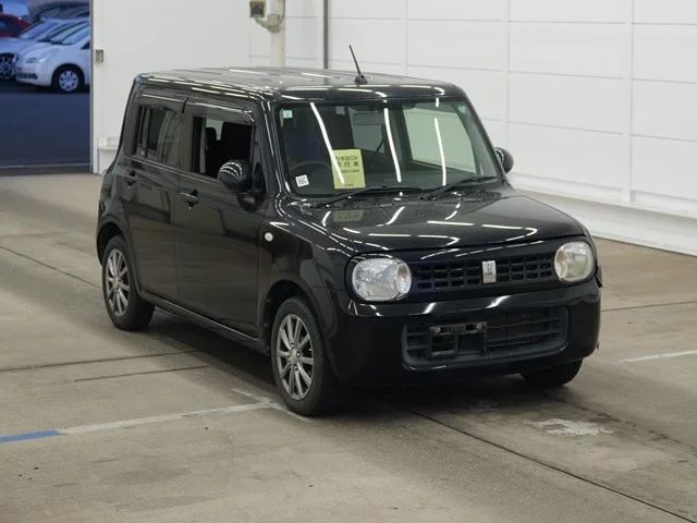 Suzuki Alto VIII (HA36)