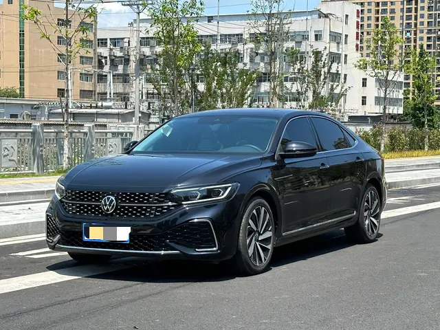 Volkswagen Passat B8 Рестайлинг