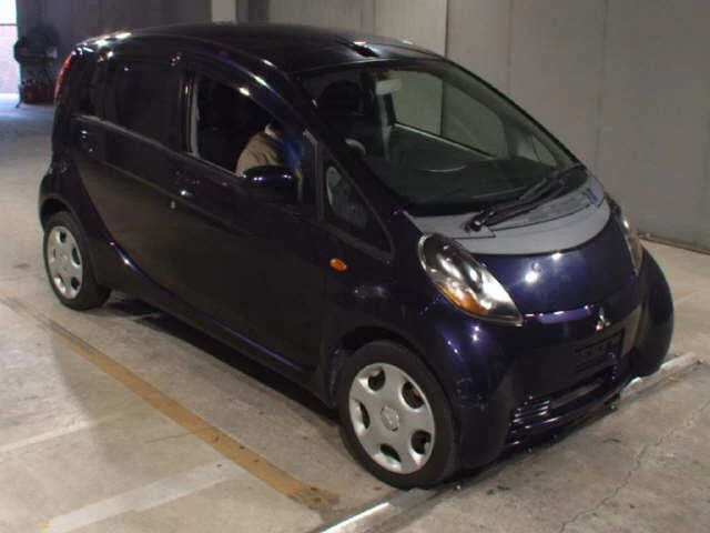 Mitsubishi i