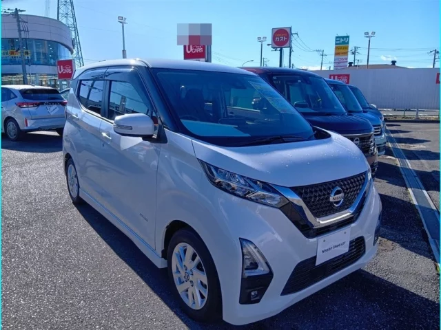 Nissan Dayz II