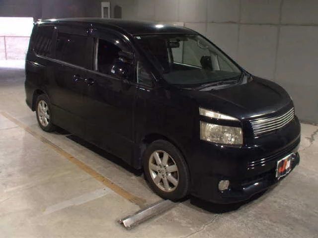 Toyota Voxy Лот № 2008