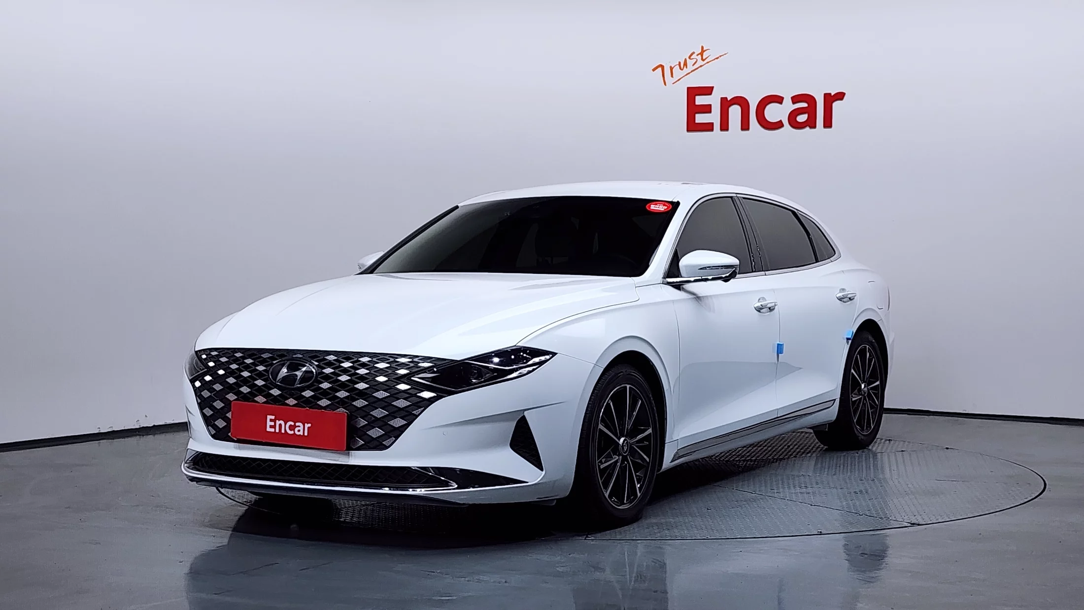 Hyundai Grandeur 2.5 Le Blanc 2021