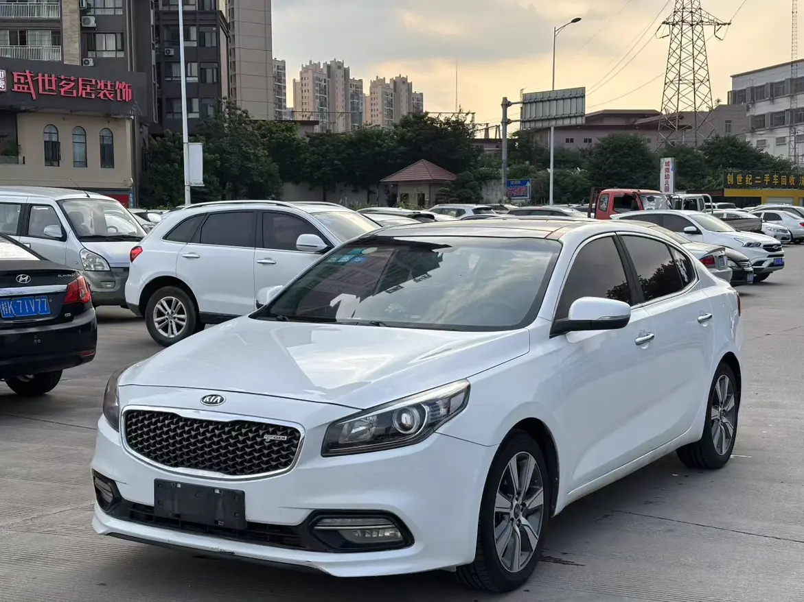 Kia K4