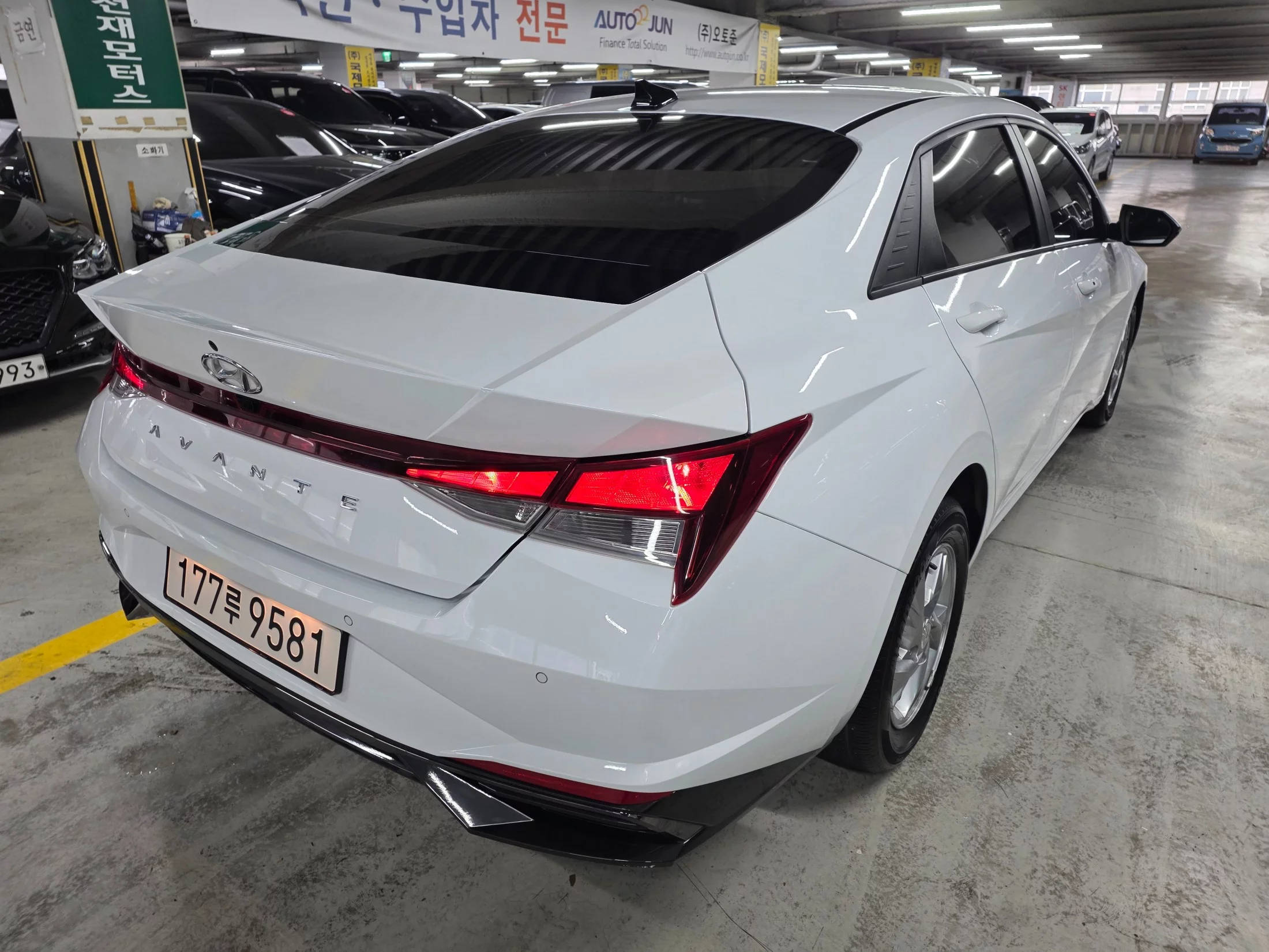 Hyundai Avante (Хендай Элантра) 1.6 Modern 2021