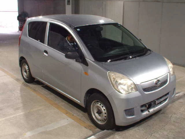 Daihatsu Mira VII