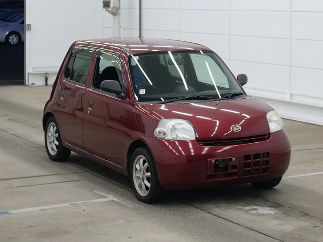 Daihatsu Esse