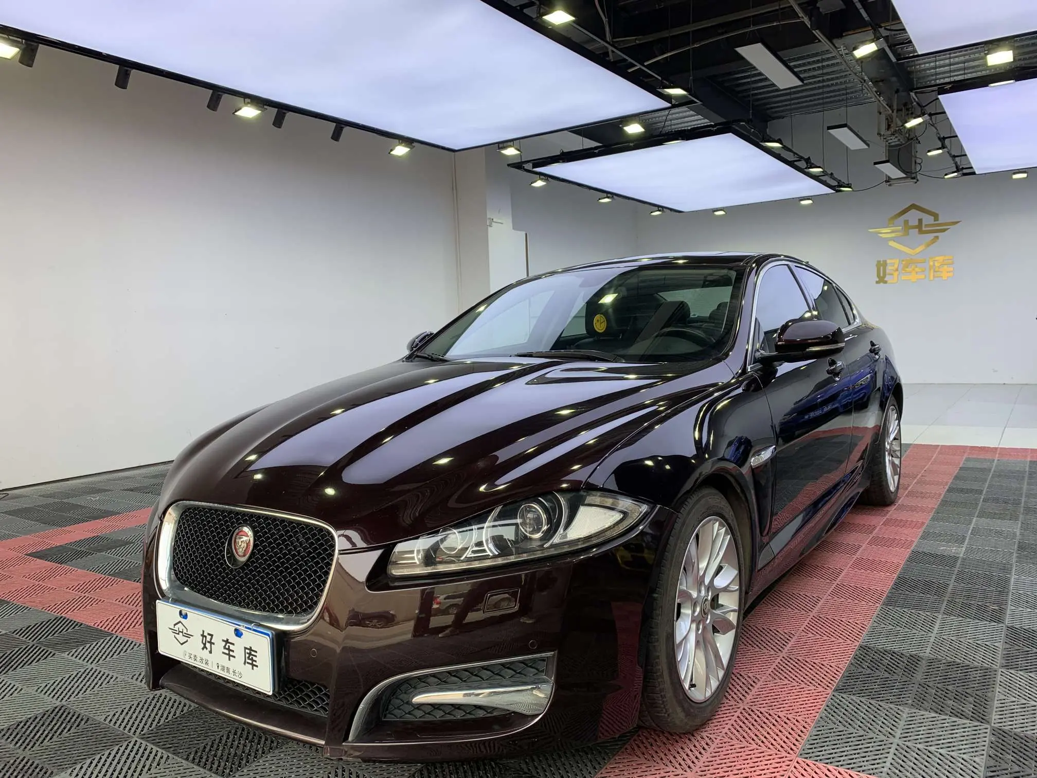 Jaguar XF I Рестайлинг