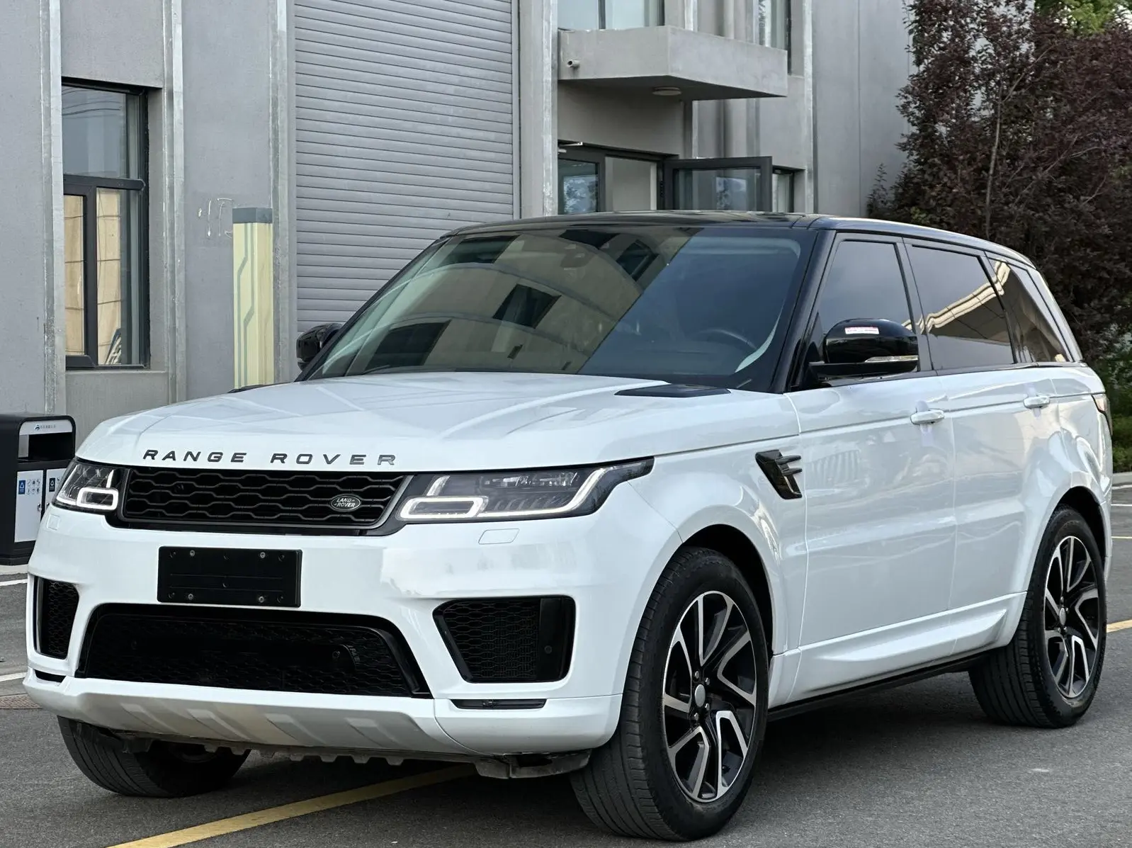 Land Rover Range Rover IV Рестайлинг