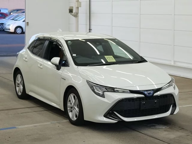 Toyota Corolla XI (E160, E170, E180) Рестайлинг 1