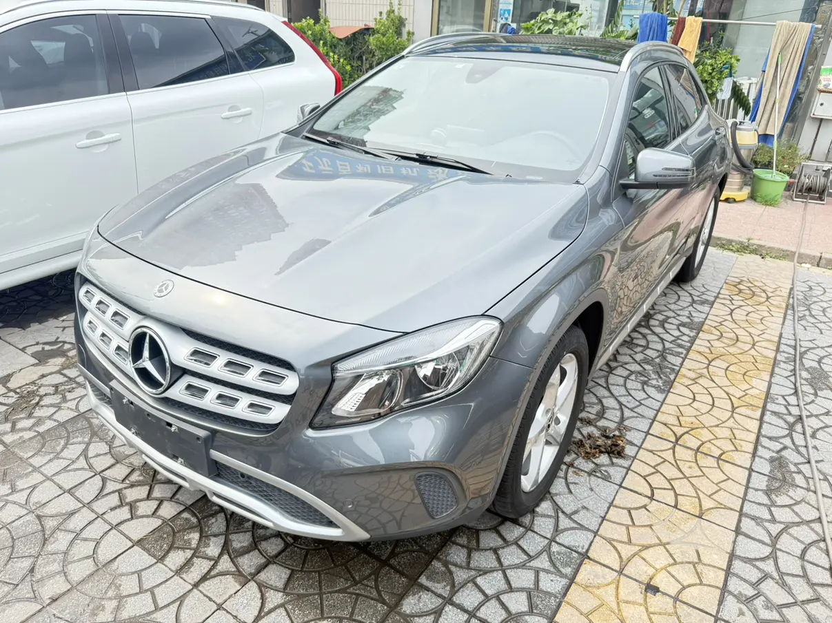 Mercedes-Benz GLA I (X156) Рестайлинг