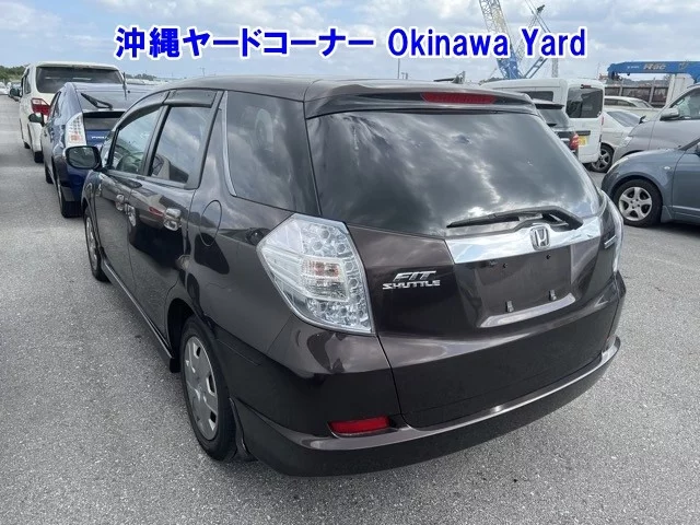 Honda Fit Shuttle Лот № 43012 2011