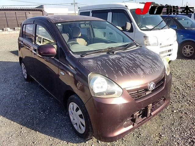 Daihatsu Esse