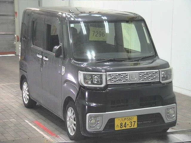 Daihatsu Wake I