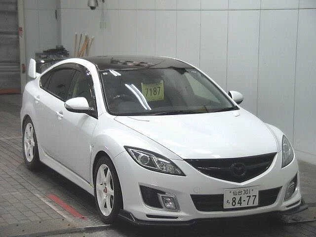 Mazda Atenza I