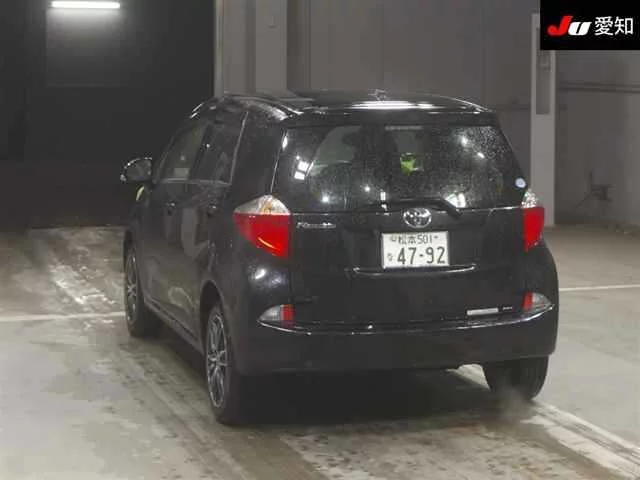 Toyota Ractis Лот № 30859 2013