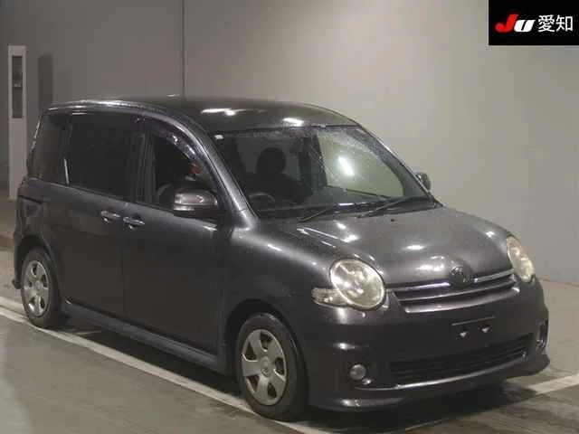 Toyota Sienta Лот № 30861 2008