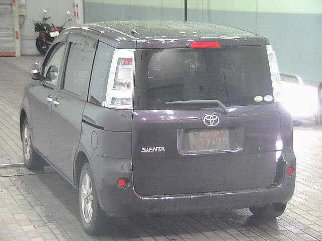 Toyota Sienta I Рестайлинг 2