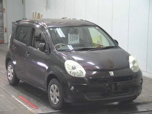 Toyota Passo Лот № 2013