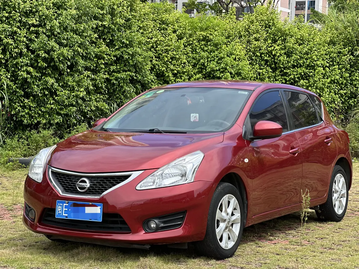 Nissan Tiida I Рестайлинг