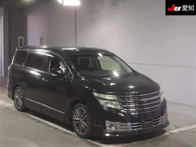 Nissan Elgrand III (E52)