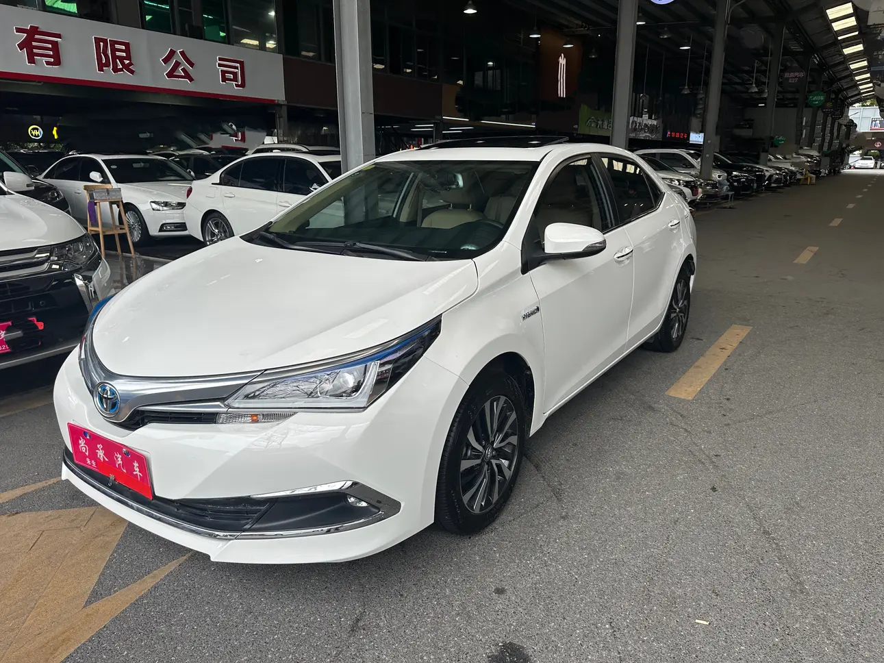 Toyota Corolla XI (E160, E170, E180) Рестайлинг 1