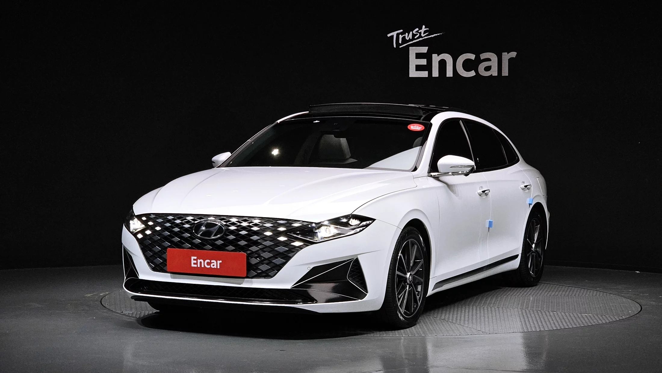 Hyundai Grandeur 2.5 Le Blanc 2021