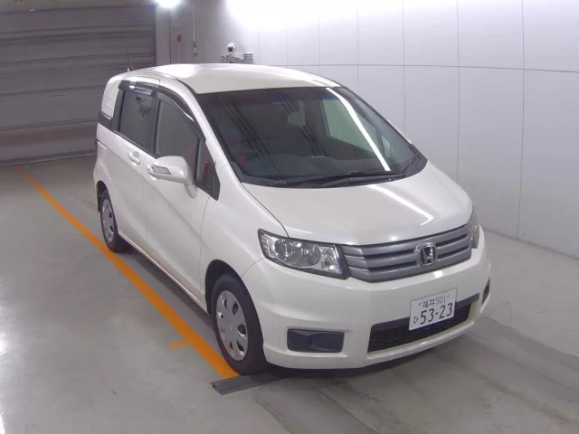 Honda Freed Лот № 2012