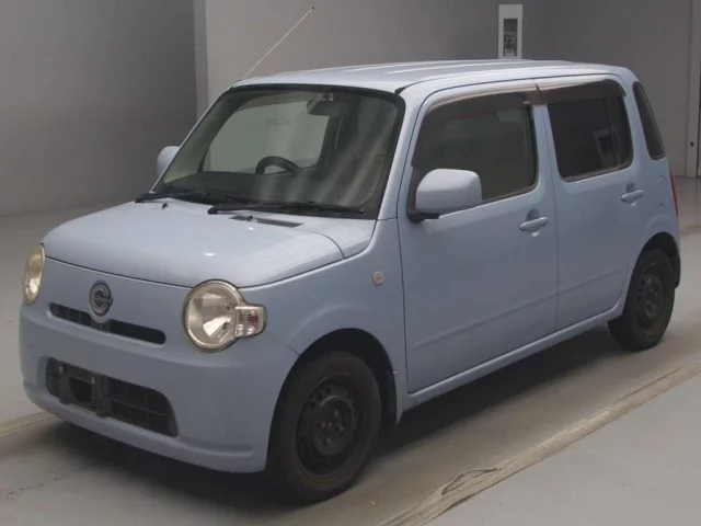 Daihatsu Mira VII