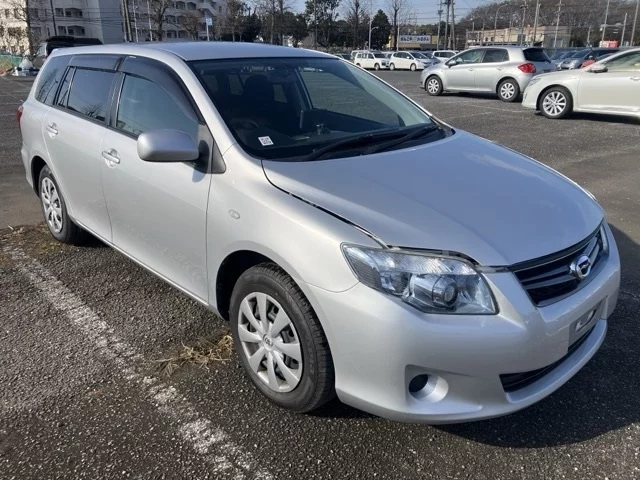 Toyota Corolla Fielder Лот № 774 2011