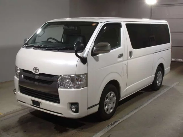 Toyota HiAce H200 Рестайлинг