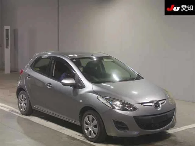 Mazda 2 II Рестайлинг (DE2)