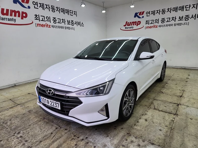 Hyundai Avante (Хендай Элантра) 1.6 Smart Choice 2019