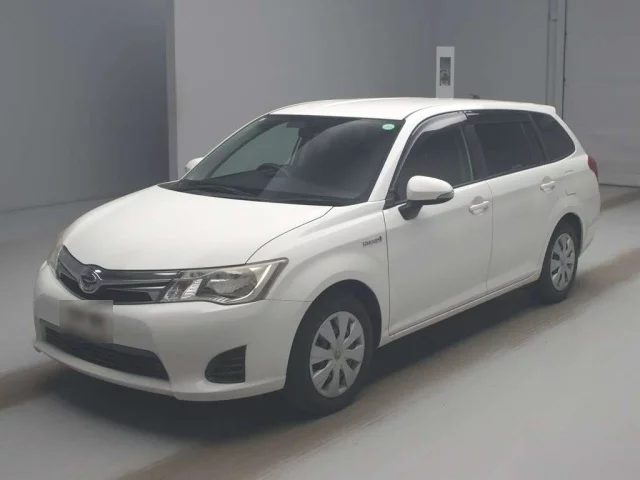 Toyota Corolla Fielder Лот № 24119 2014