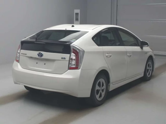 Toyota Prius Лот № 24117 2012