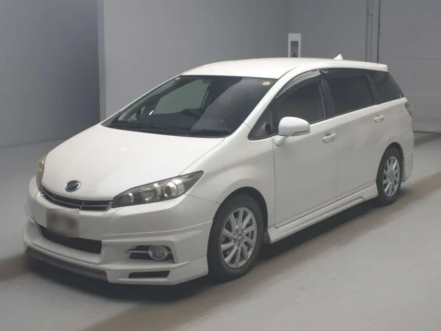 Toyota Wish II Рестайлинг